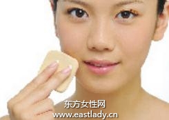 油性皮膚化妝最好使用粉餅