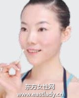 唇部完美遮瑕法 彌補(bǔ)不完美唇形