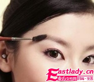 彩妝教程之正確的修眉方法