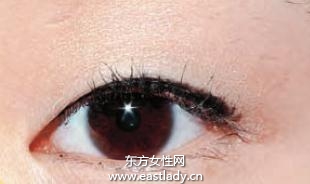 若有若無(wú)的隱形眼線的畫(huà)法