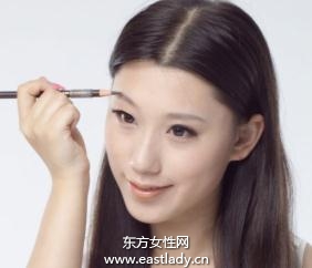 化妝教程之畫出完美眉毛的訣竅