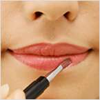 掌握正確唇膏涂法擁有魅力雙唇