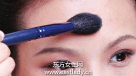 化妝教程之塑造立體感臉型
