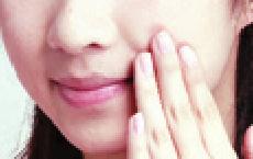 肌膚干燥起皮如何化妝