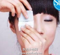 化妝教程之如何正確卸睫毛膏