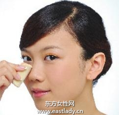 干性肌膚化妝應使用粉底液