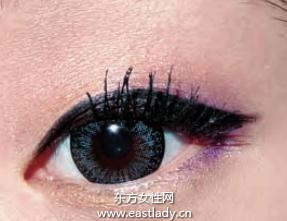 單眼皮MM橘紫混搭畫出少女妝