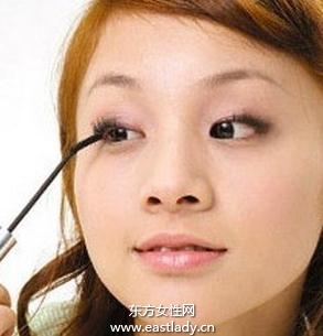 化妝技巧之睫毛膏應(yīng)該怎么畫才好看
