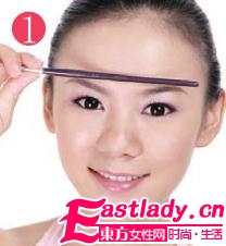 眉形設(shè)計(jì)之如何修整眉形
