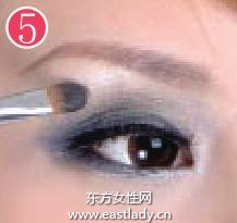 化妝教程之打造優(yōu)雅復(fù)古佳人妝