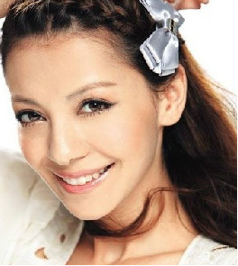 三步驟打造完美底妝效果