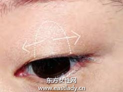 優(yōu)雅裸色眼妝的畫法 增加你的氣場(chǎng)