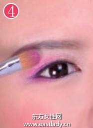 冷眼桃花妝畫法突出女性柔媚感