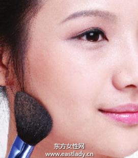 化妝教程之塑造立體感臉型