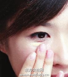 亞光質(zhì)感化妝品遮蓋泛紅肌膚