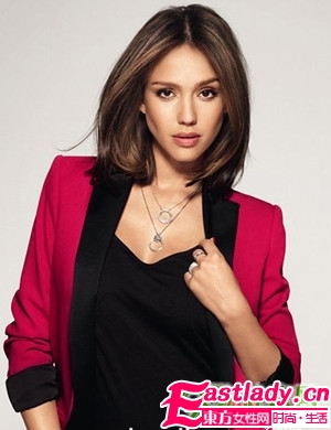 粗眉當(dāng)?shù)?自然清新鄰家女