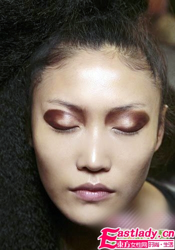 2011秋冬時(shí)裝周上滿 眼 秋色