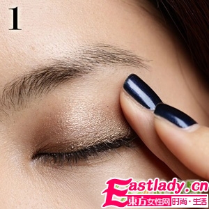 完美煙熏妝 云朵般干凈輕柔