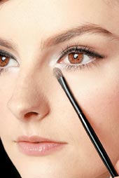 達(dá)人教你用高光 扁平五官變立體