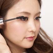 洋娃娃大眼妝7步輕松畫出