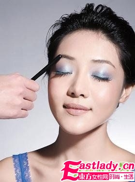 化妝的正確順序|化妝的正確順序