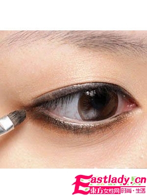 清純派煙熏妝的畫法