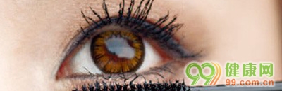 冬季的迷人魅惑眼妝步驟圖解