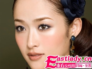 盤點各種煙熏妝上妝方法