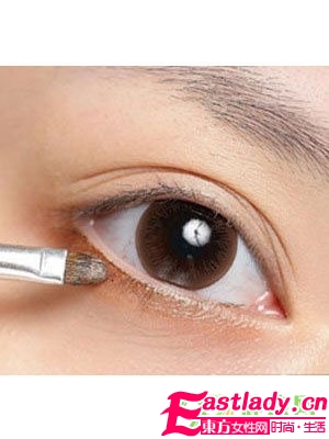 清純派煙熏妝的畫法