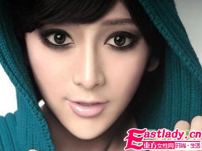 看范冰冰是如何 妝 出來