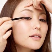 洋娃娃大眼妝7步輕松畫出