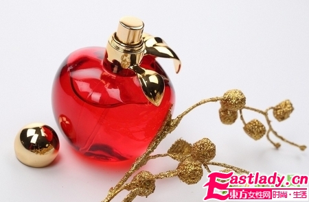 聞香識(shí)女人 不同血型的女人適合的香水