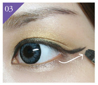 畫韓國貓眼妝的詳細步驟