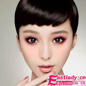 超模杜鵑大眼妝的畫法技巧