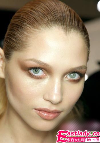 2011秋冬時裝周上滿 眼 秋色