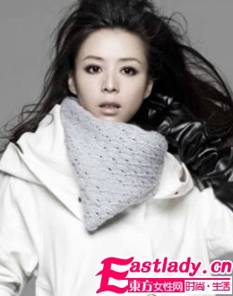 淡雅茉莉 張靜初簡(jiǎn)約時(shí)尚妝容