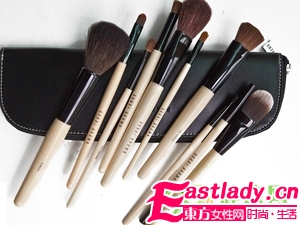 完美化妝怎么能少了六把刷子