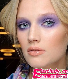 2011年夏季流行的煙熏眼妝