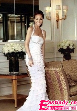 60歲伊莎貝爾保養(yǎng)有道 封西班牙最優(yōu)雅女人