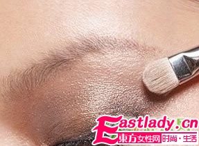 打造亞洲女人的完美煙熏妝