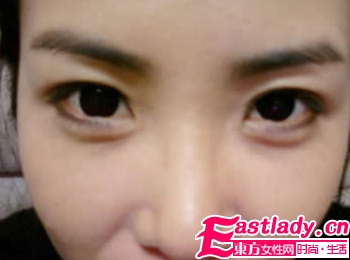 網(wǎng)友曬約會(huì)無暇甜美妝容步驟圖