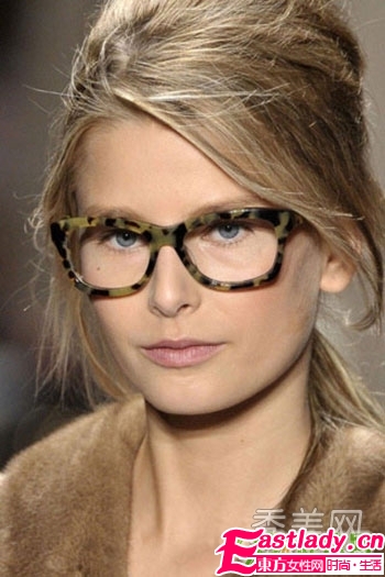 眼鏡妹這樣畫眼妝 7重點(diǎn)打造電眼妝 (圖)