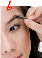 自信的眉型怎么畫