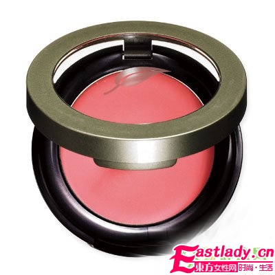 適合所有人的5款彩妝單品