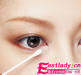讓你小眼變大眼眼線(xiàn)畫(huà)法