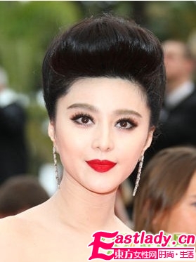 戛納節(jié)明星妝容發(fā)型大pk