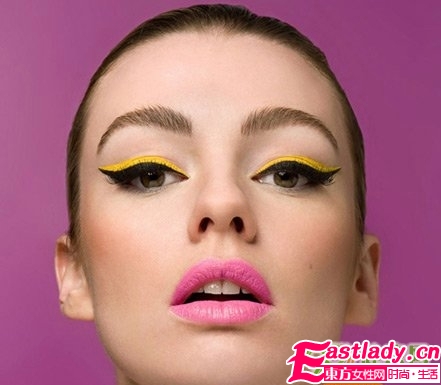 驚艷 雙色貓眼線