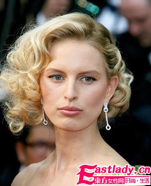 戛納節(jié)明星妝容發(fā)型大pk