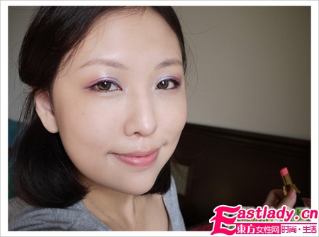 粉紫浪漫眼妝畫法步驟