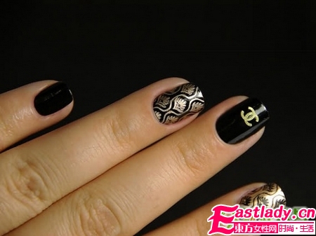 香奈兒品牌靈感的美甲圖